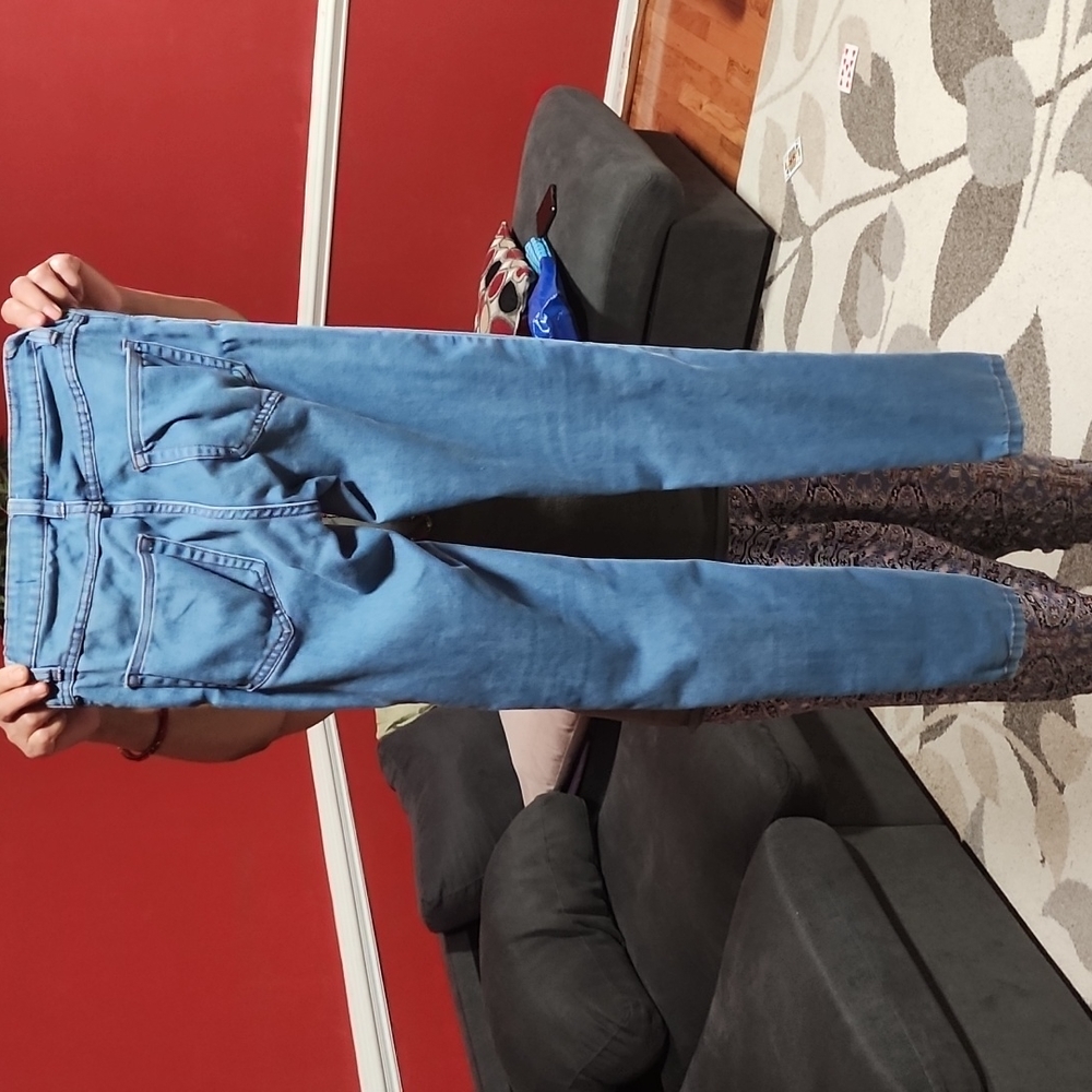 Jeans 👖 - Picture 3 of 3